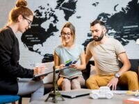 Kandidat*innen haben die Zusagen zum Job erhalten.